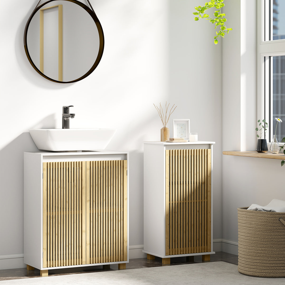 Meuble salle de bain avec panier à linge, porte à lattes en bambou et sac amovible, blanc et effet bois naturel-7