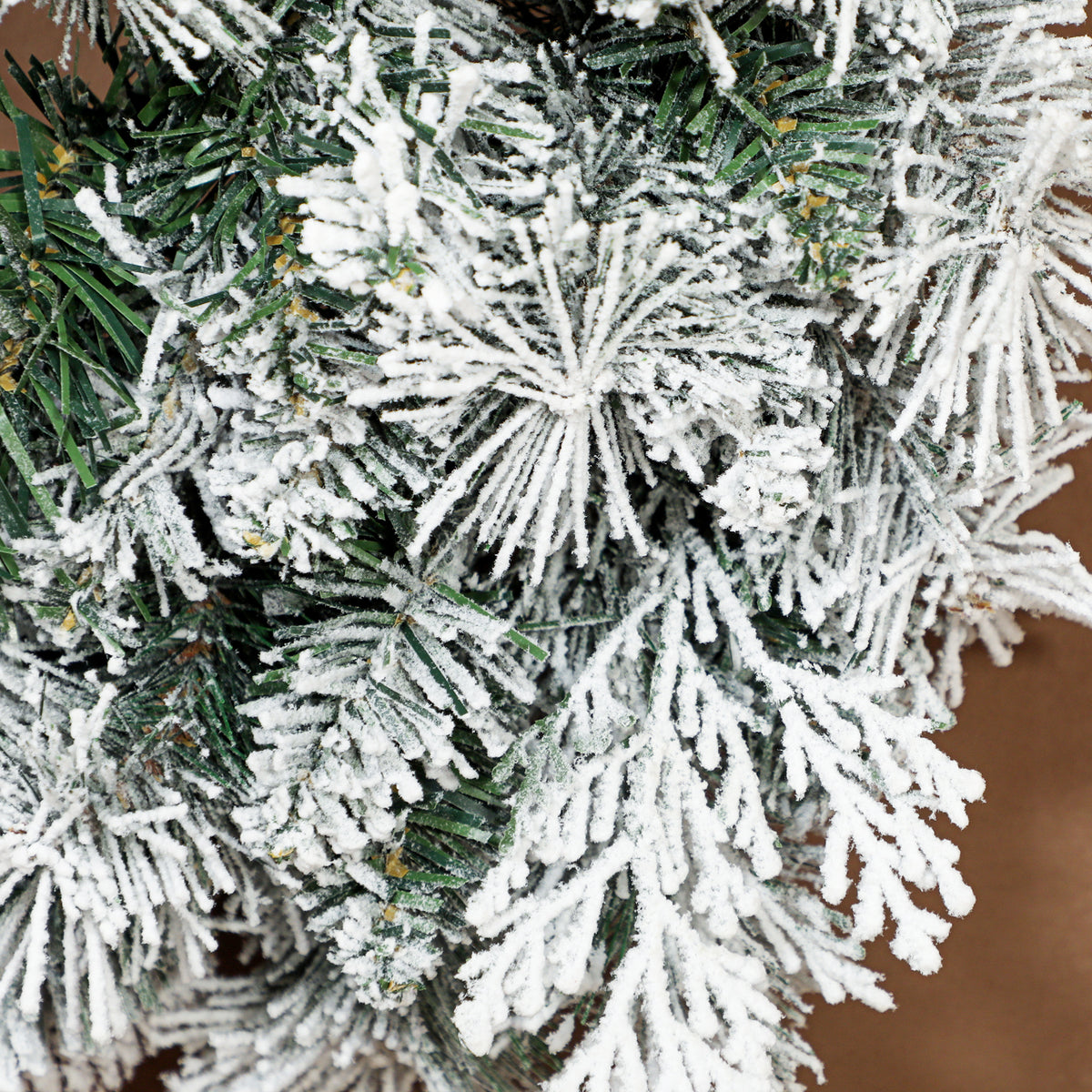 Couronne de Noël lumineuse 60 cm avec 35 LED blanc chaud, minuterie, 98 pointes, pommes de pin, vert et blanc-8