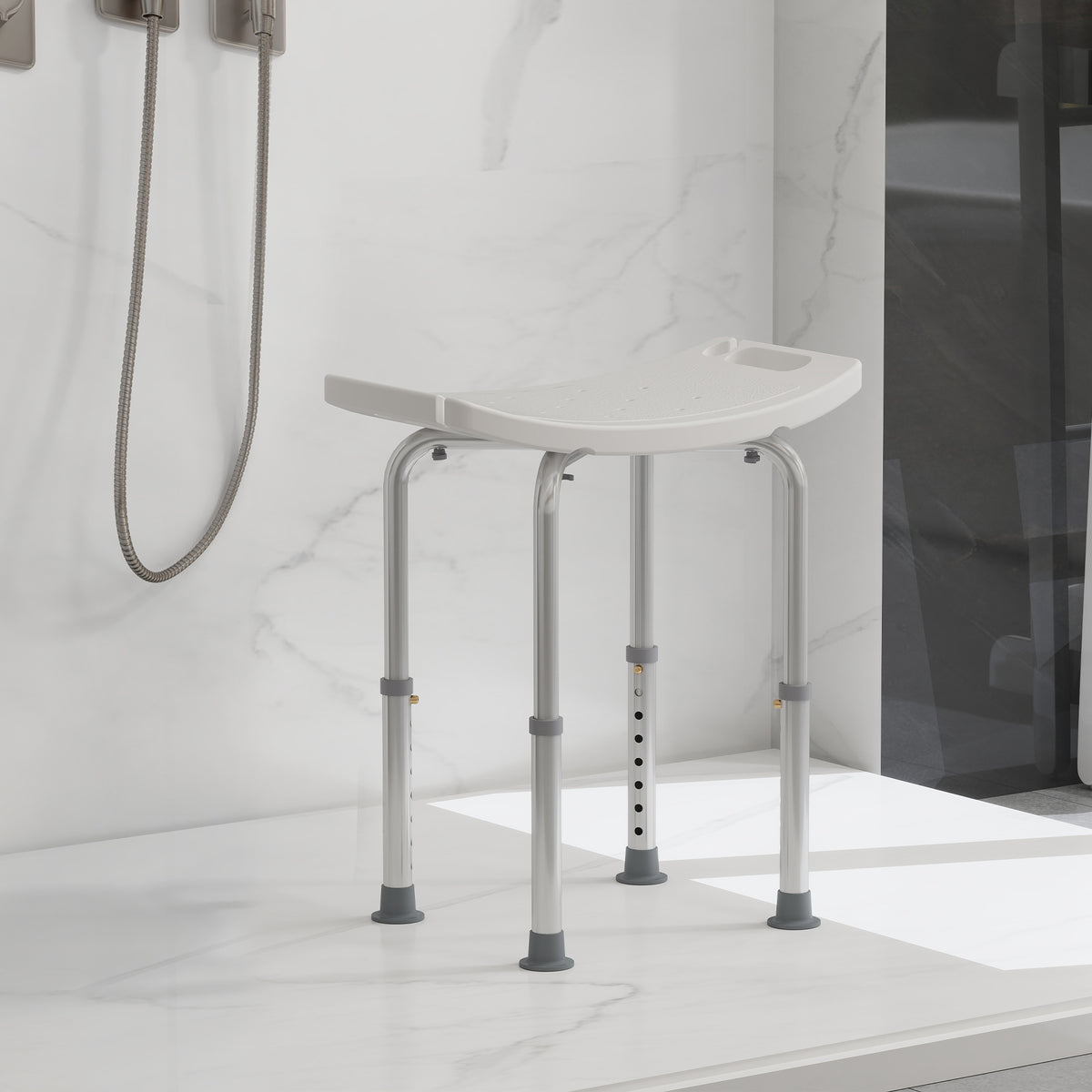 Tabouret de douche chaise de douche pour personnes âgées et handicapées, hauteur réglable, patins antidérapants, chaise de bain en alliage d'aluminium antirouille, blanc-1