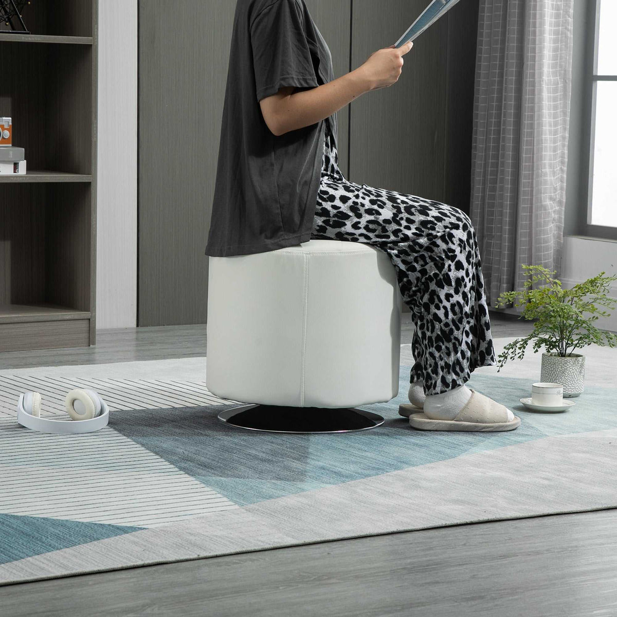 Repose pied salon pivotant à 360°, ottoman rond rembourré en PU avec base en acier, Ø 45,5 x 44,5 cm, blanc-1