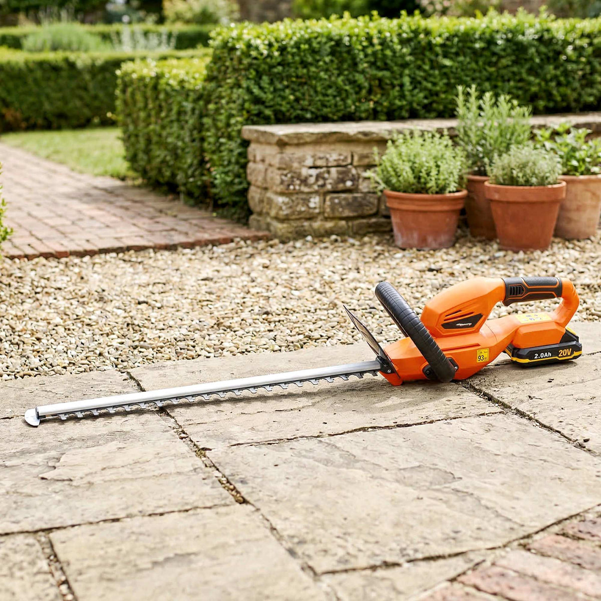 Taille-Haies Électrique, Lame 51 cm, Batterie 2,0 Ah et Chargeur, Orange-1